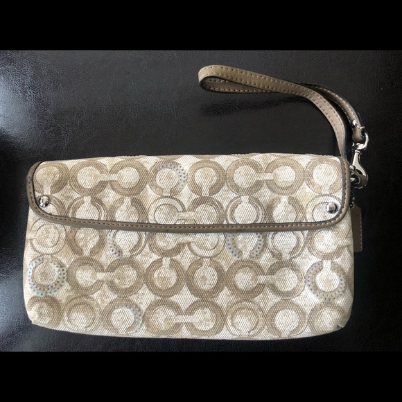 Coach Wristlet (large) - Picture 5 of 5